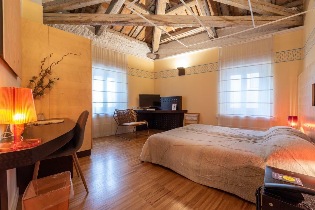 Hotel Suite Inn Ούντινε Εξωτερικό φωτογραφία